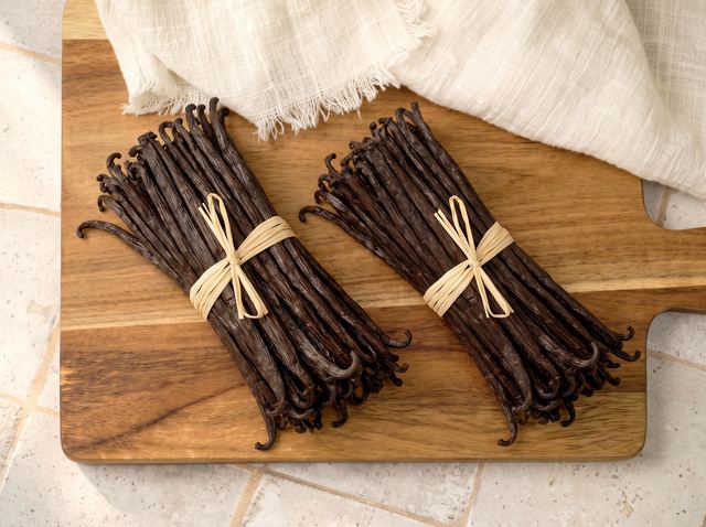 The Brigade Supply — Indonesian Grade A vanilla beans, 1 kg · 2 × 500 g