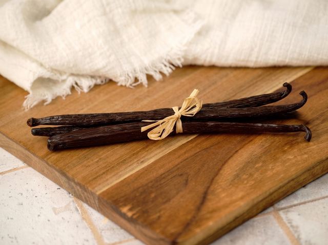 The Tasting Trio — Indonesian Grade A vanilla beans, 3 polong · 15 g